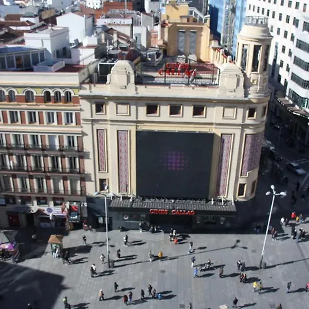 Callao One Suites Madrid Exterior photo